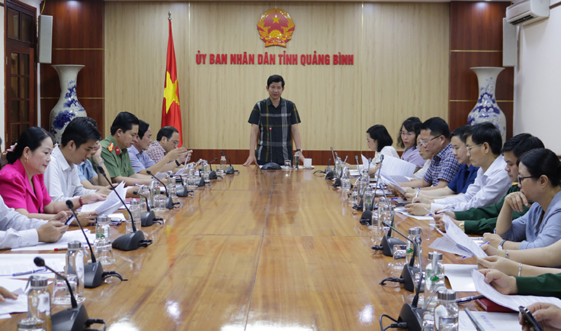 Phó Chủ tịch UBND tỉnh Hồ An Phong phát biểu kết luận  tại cuộc họp.