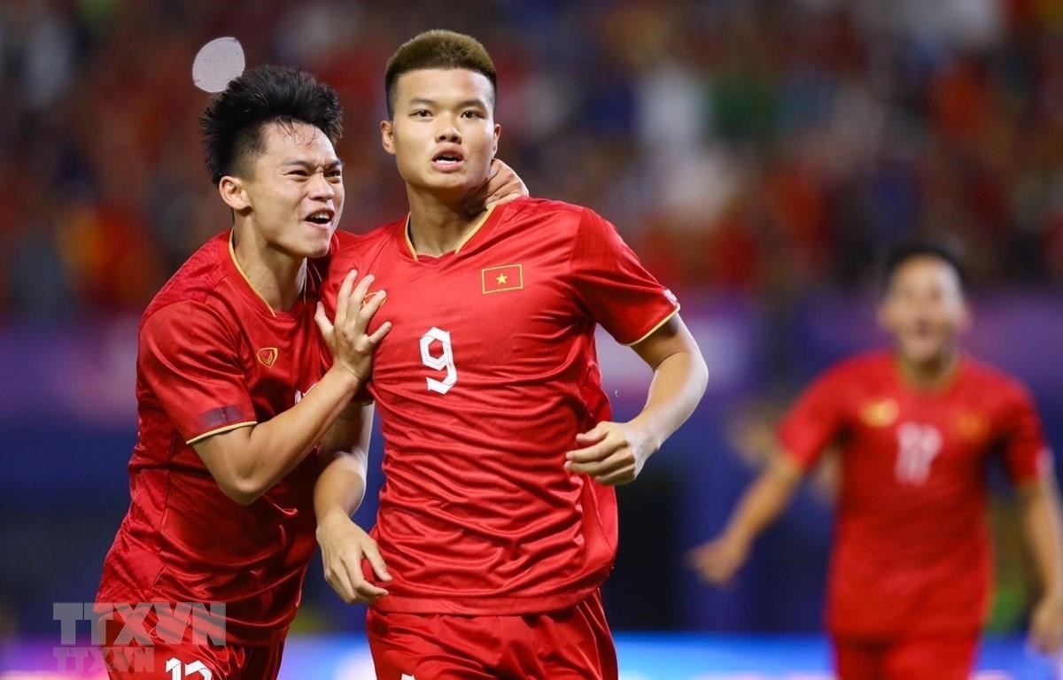 Vòng loại U23 châu Á 2024: Việt Nam "dễ thở", tái ngộ Singapore