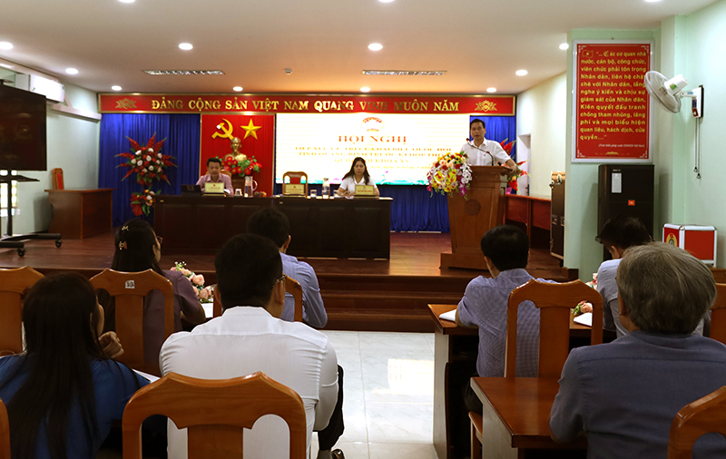 ĐBQH Nguyễn Mạnh Cường báo cáo khái quát với cử tri về nội dung, chương trình kỳ họp thứ 5, Quốc hội khoá XV.