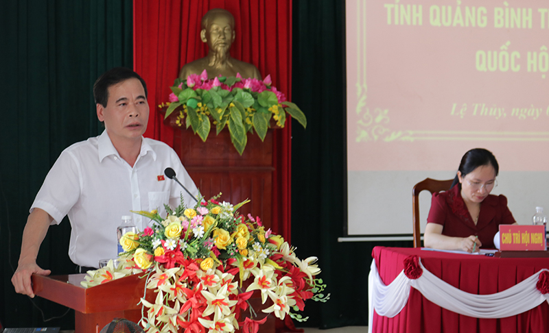 ĐBQH Nguyễn Mạnh Cường báo cáo những nội dung cơ bản với cử tri huyện Lệ Thủy về chương trình kỳ họp thứ 5, Quốc hội khoá XV.