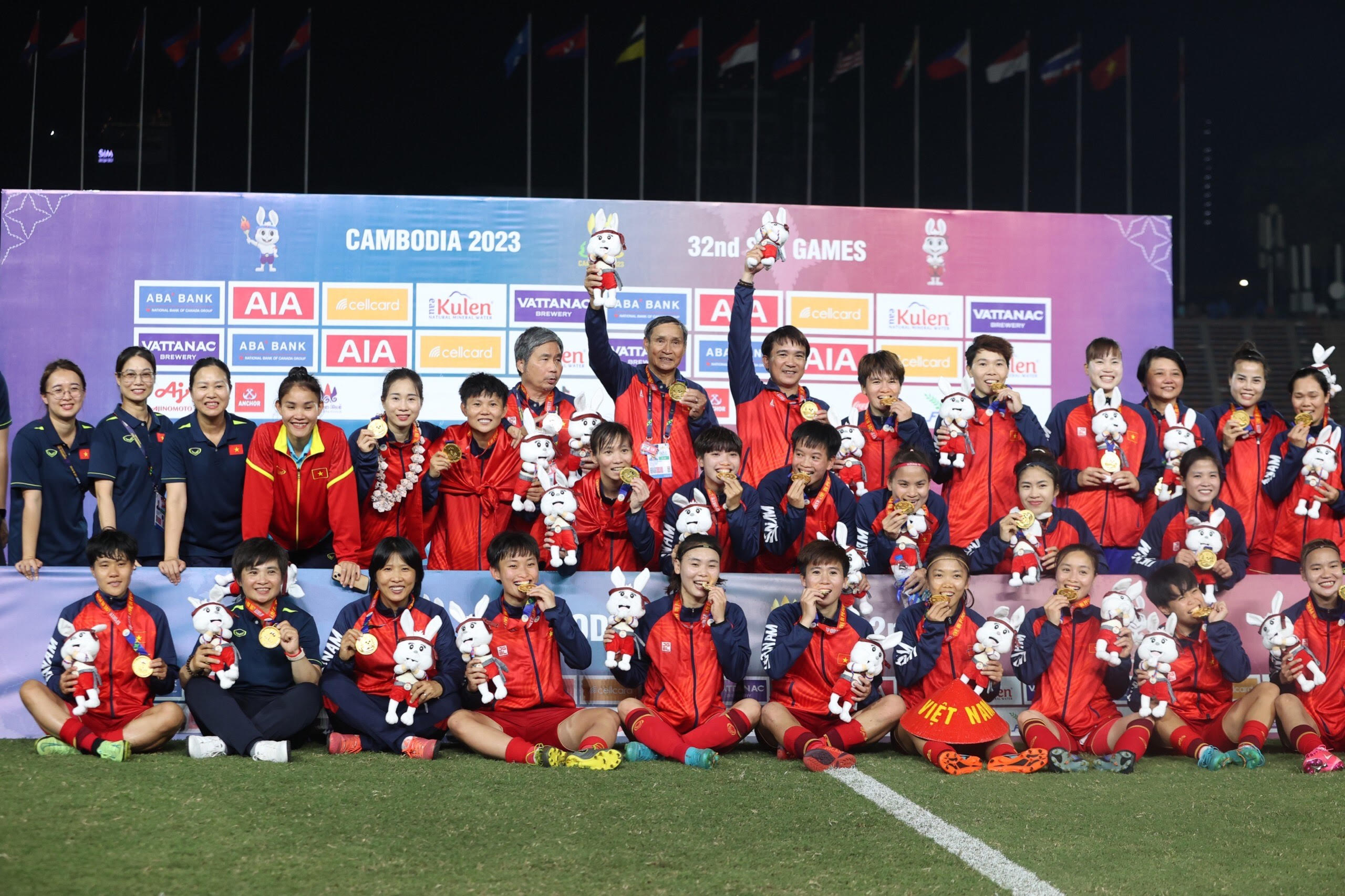 Với 8 lần vô địch SEA Games, các cô gái vàng đã truyền cảm hứng tuyệt vời cho người hâm mộ nước nhà. <em>Ảnh: </em><strong>N.G</strong>