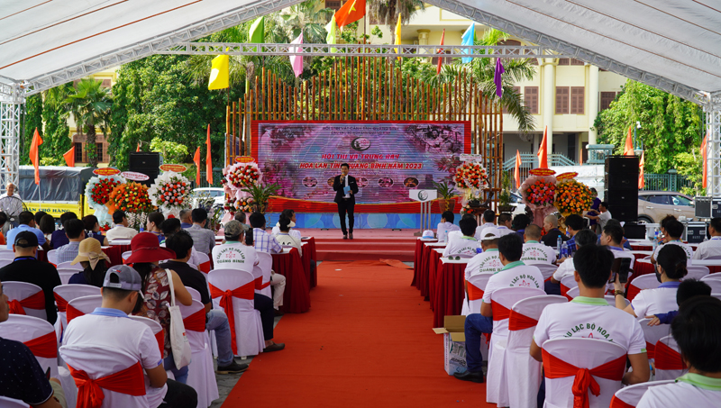 Đông đảo các câu lạc bộ và người yêu hoa Lan trong toàn quốc về tham dự Hội thi và trưng bày hoa Lan tỉnh Quảng Bình năm 2023.