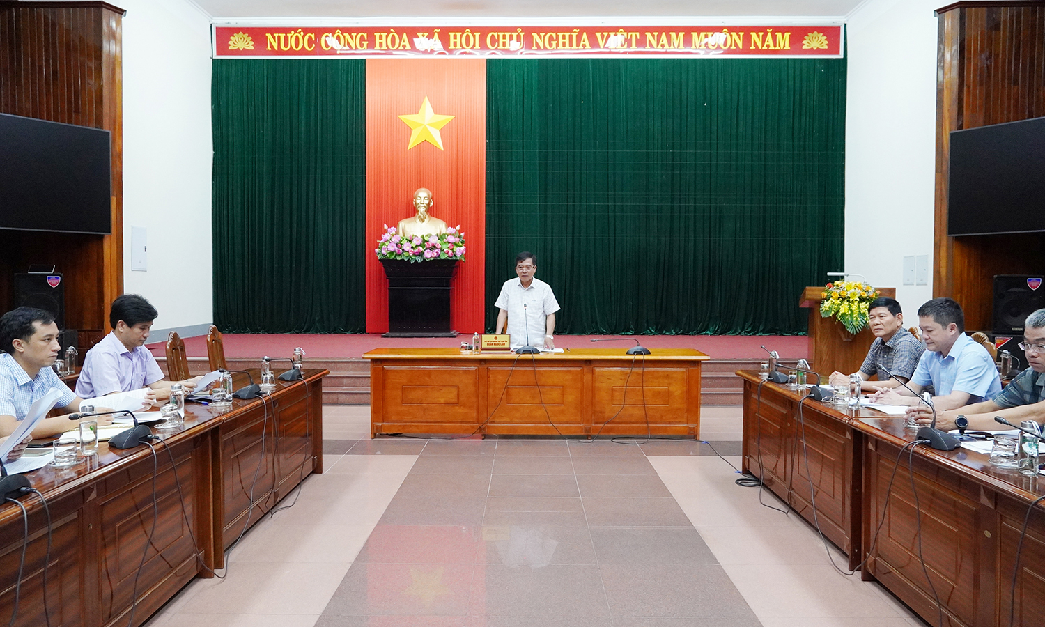 Đẩy nhanh tiến độ thực hiện Dự án Đường ven biển và cầu Nhật Lệ 3