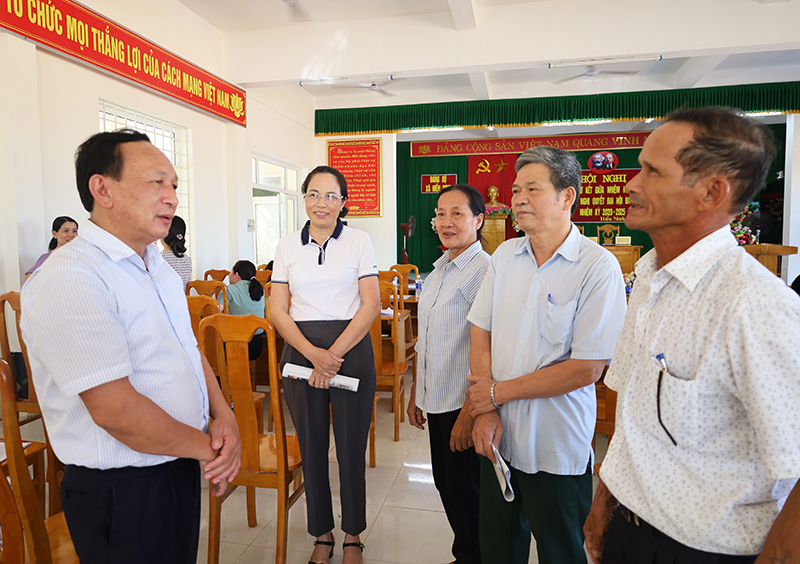 Phát huy truyền thống đoàn kết, xây dựng quê hương Hiền Ninh ngày càng phát triển