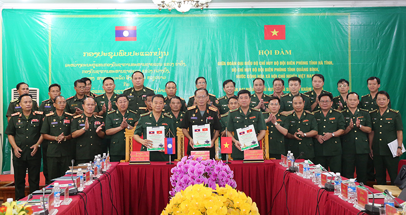 Hội đàm các lực lượng bảo vệ biên giới Việt Nam-Lào