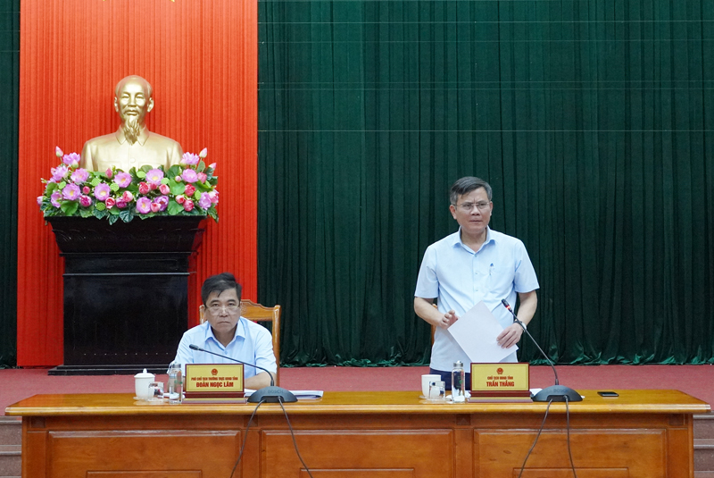 Đồng chí Chủ tịch UBND tỉnh Trần Thắng yêu cầu các sở, ngành, địa phương quyết liệt thực hiện công tác GPMB, bảo đảm hoàn thành đúng tiến độ.