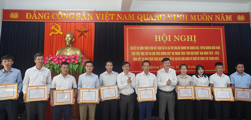 các tập thể tiêu biểu trong học tập và làm theo tư tưởng, đạo đức, phong cách Hồ Chí Minh và phong trào thi đua “Dân vận khéo” giai đoạn 2020-2023.