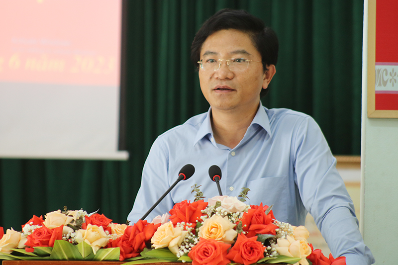 Đồng chí Trương An Ninh ghi nhận và đánh giá cao những ý kiến tâm huyết, mang tính xây dựng của bà con cử tri đối với các vấn đề tại địa phương.
