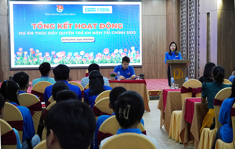 Toàn cảnh hội nghị.