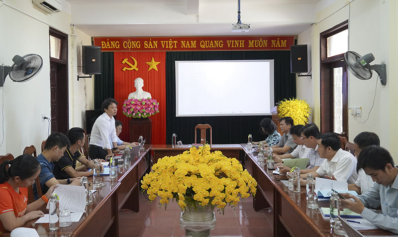 Đại biểu đóng góp nhiều ý kiến liên quan đến việc bàn biện pháp để tổ chức tốt mùa giải