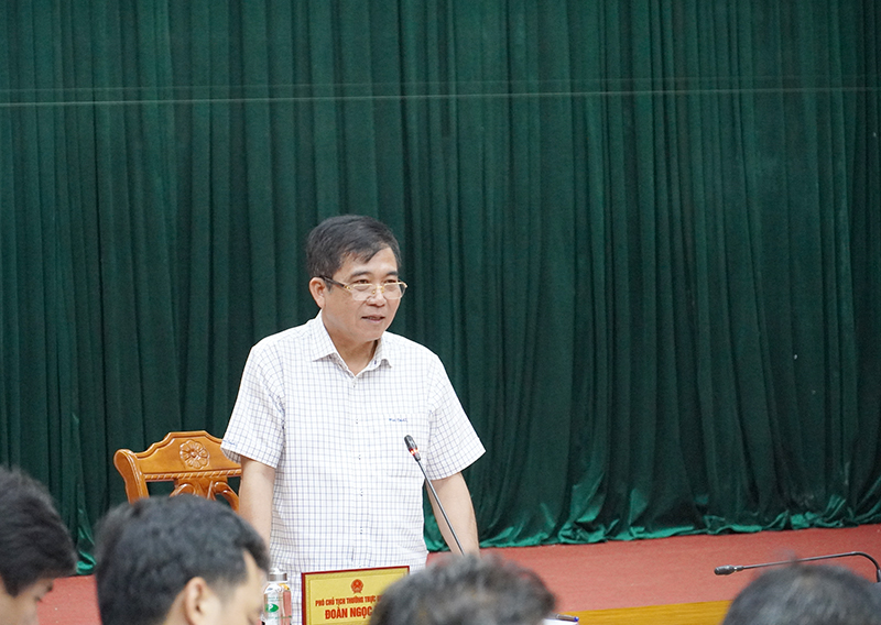 Đồng chí Phó Chủ tịch Thường trực UBND tỉnh Đoàn Ngọc Lâm phát biểu kết luận tại buổi làm việc.