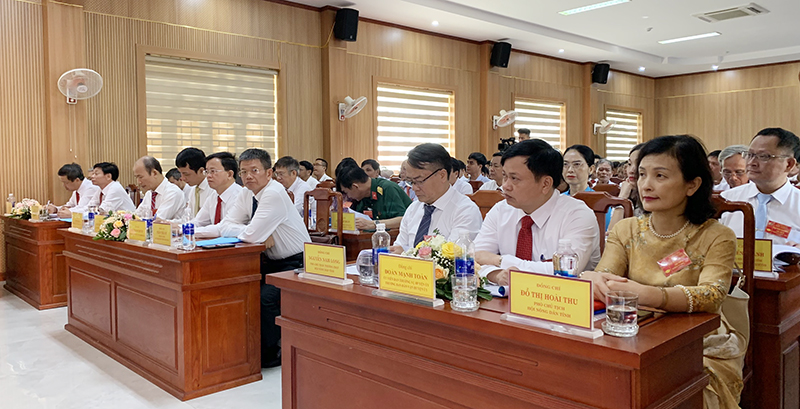 Các đại biểu dự đại hội.