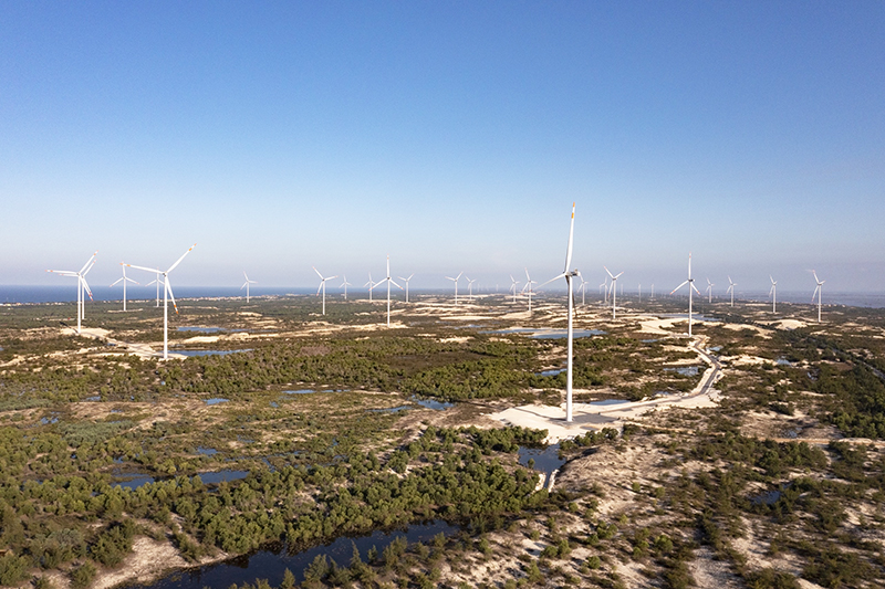 Dự án Cụm trang trại điện gió B&T, công suất 252MW của Công ty CP Điện gió B&T đầu tư tại huyện Quảng Ninh và Lệ Thủy, tỉnh Quảng Bình.