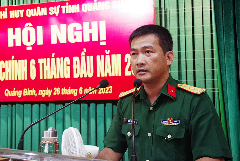 Đại tá Đoàn Sinh Hòa, Chỉ huy trưởng Bộ CHQSD tỉnh kết luận hội nghị.