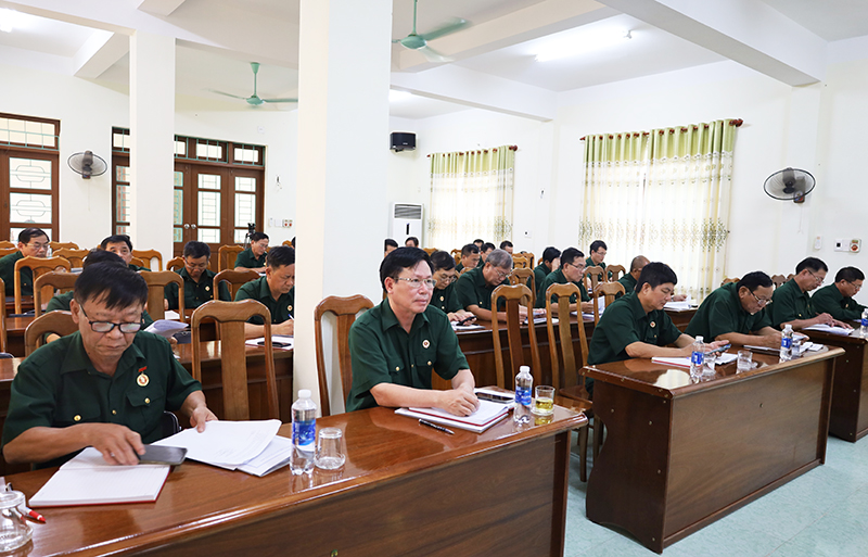 Các đại biểu dự hội nghị.