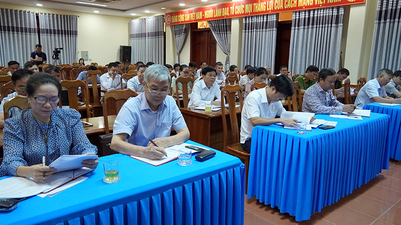 Các đại biểu dự hội nghị.