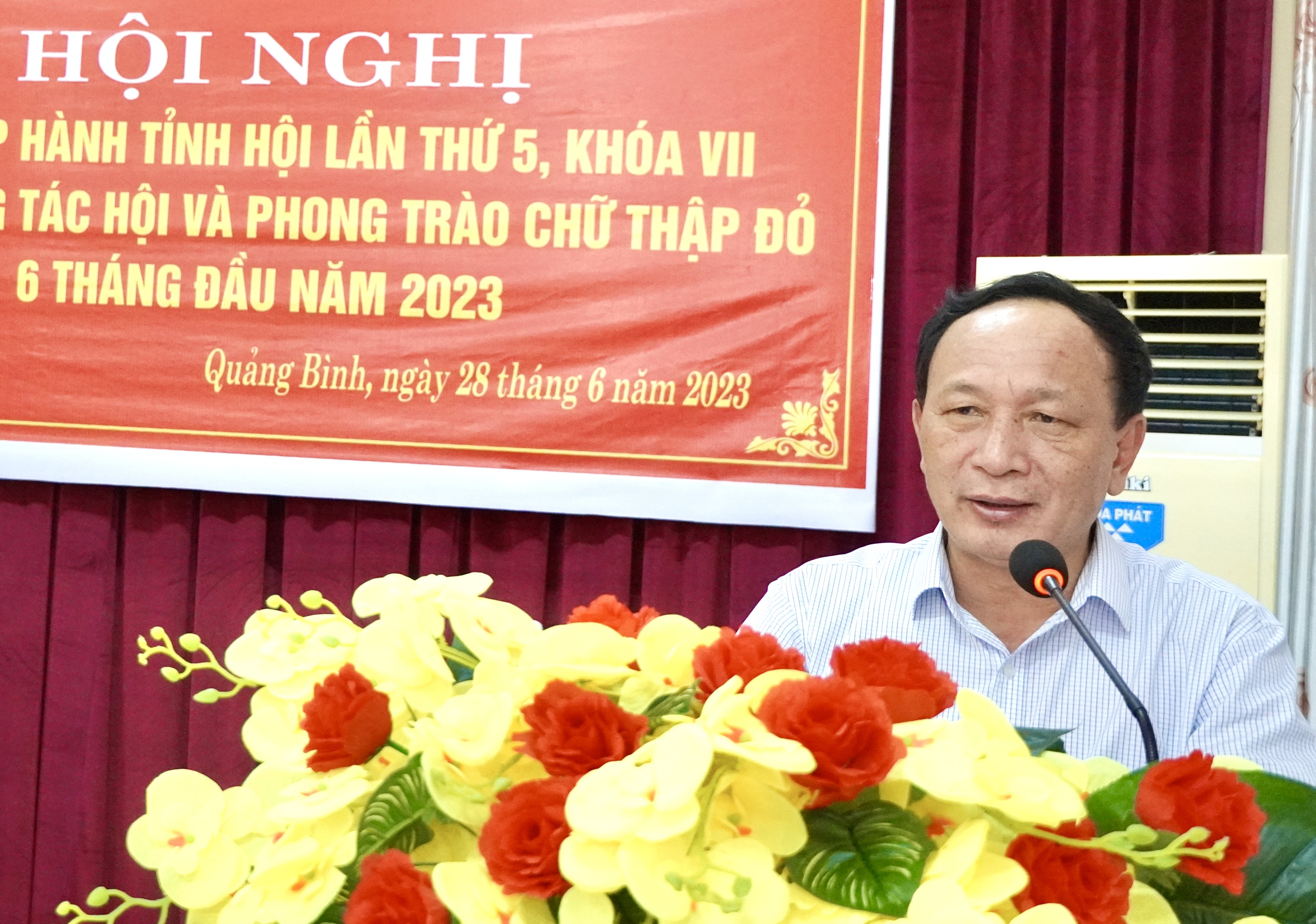 Đồng chí Phó Bí thư Thường trực Tỉnh ủy Trần Hải Châu phát biểu tại hội nghị.