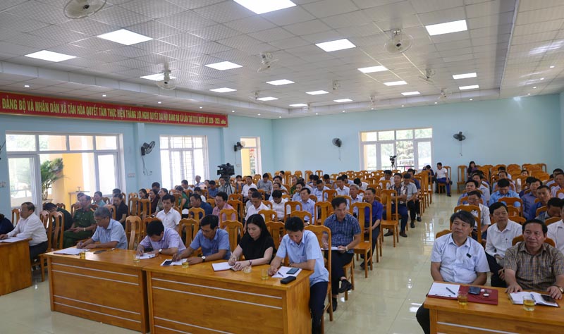 Quang cảnh tại buổi TXCT ở huyện Minh Hóa