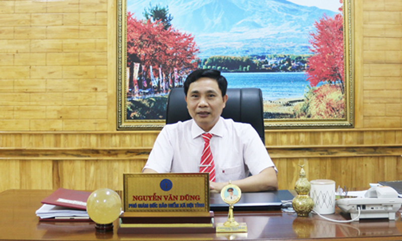 1. Ông Nguyễn Văn Dũng, Phó Giám đốc BHXH tỉnh: Cần tăng cường công tác truyền thông về chủ trương và những tiện ích khi KCB BHYT bằng CCCD tích hợp xác thực sinh trắc để nhân dân biết và ủng hộ thực hiện.