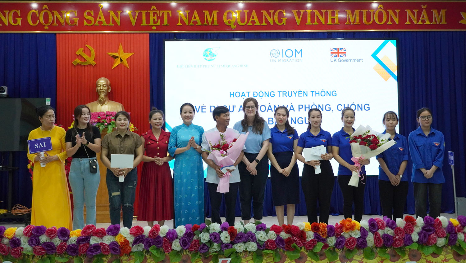 Truyền thông cộng đồng về di cư an toàn và phòng, chống mua bán người