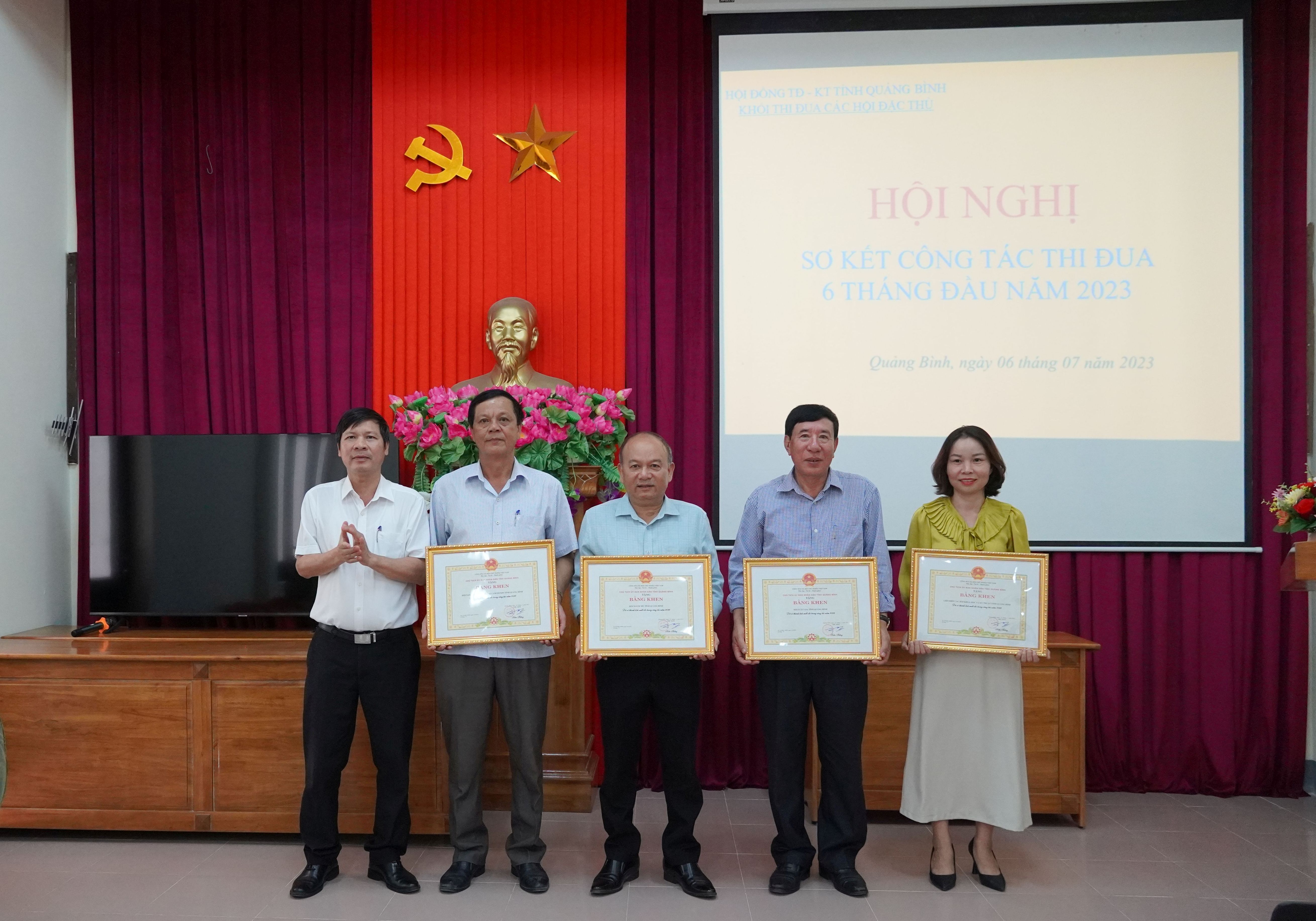 Khối các tổ chức hội đặc thù triển khai có hiệu quả các phong trào thi đua
