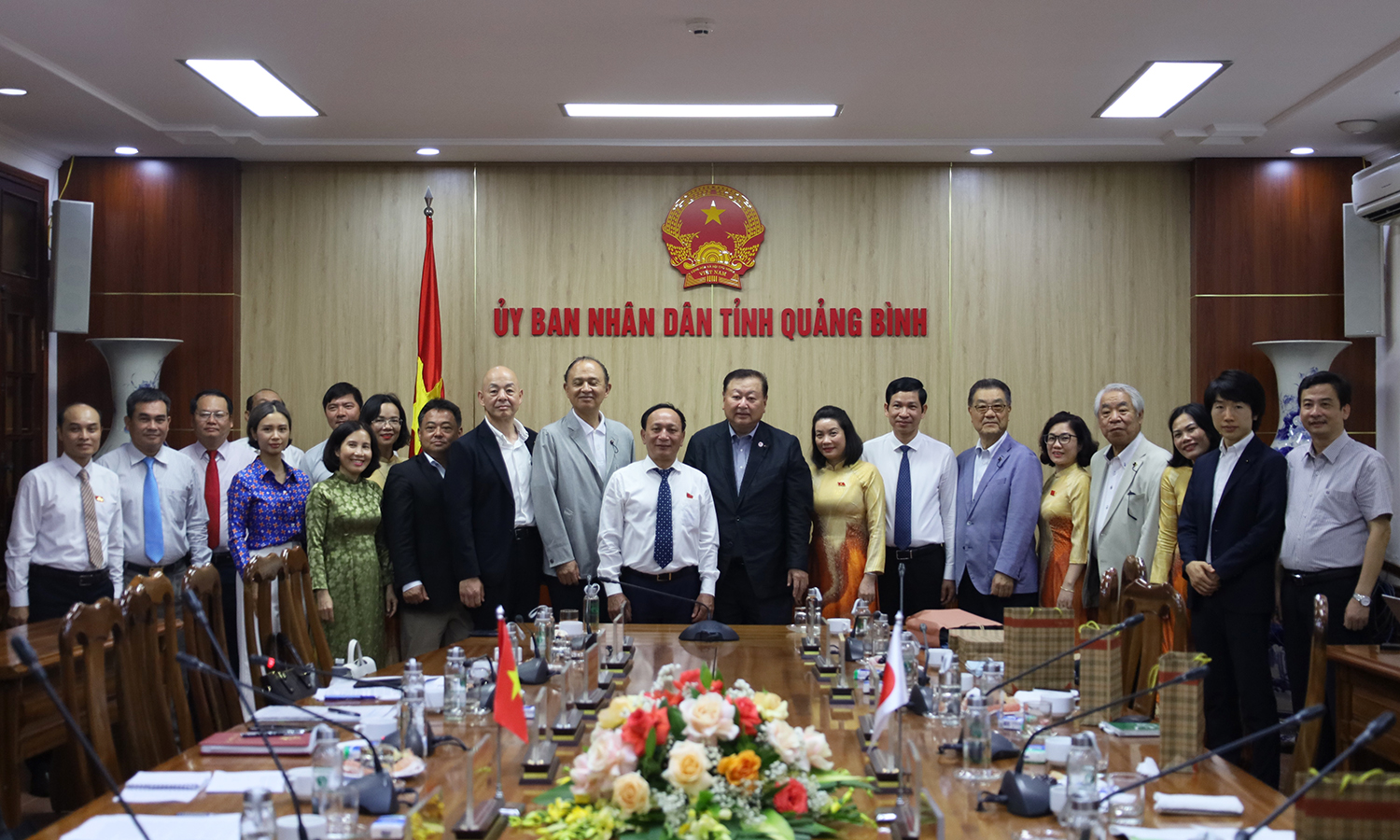 Đồng chí Phó Bí thư Thường trực Tỉnh ủy làm việc với đoàn Hội đồng Nghị sỹ tỉnh Yamanashi, Nhật Bản