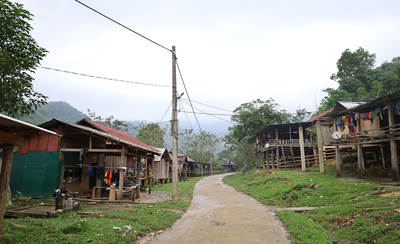 Người Khùa ơn Đảng