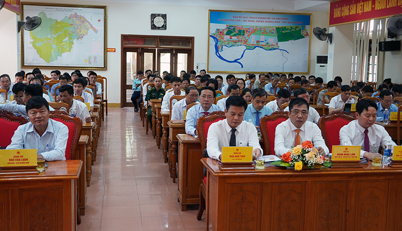 HĐND huyện Quảng Ninh khóa XX tổ chức kỳ họp thứ 10