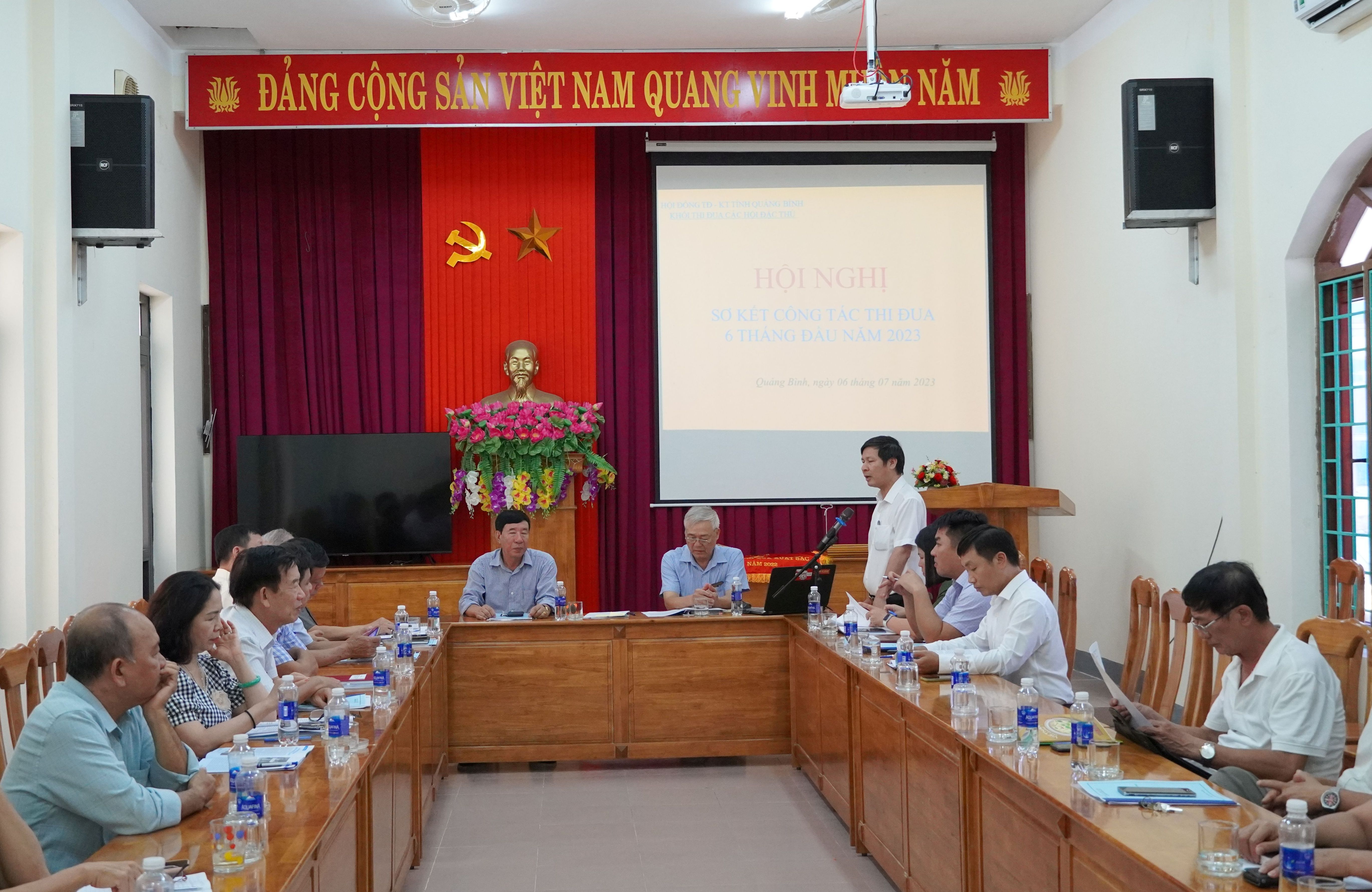 Toàn cảnh hội nghị