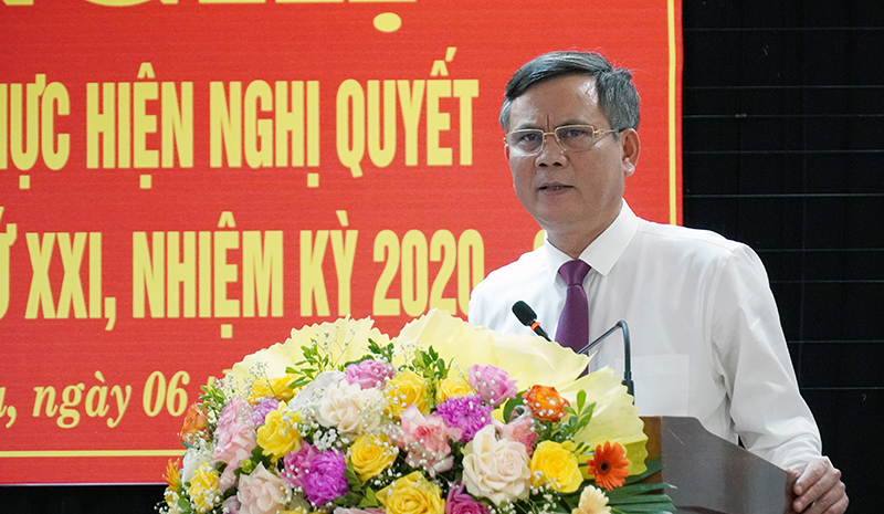 Đồng chí Chủ tịch UBND tỉnh Trần Thắng phát biểu chỉ đạo.