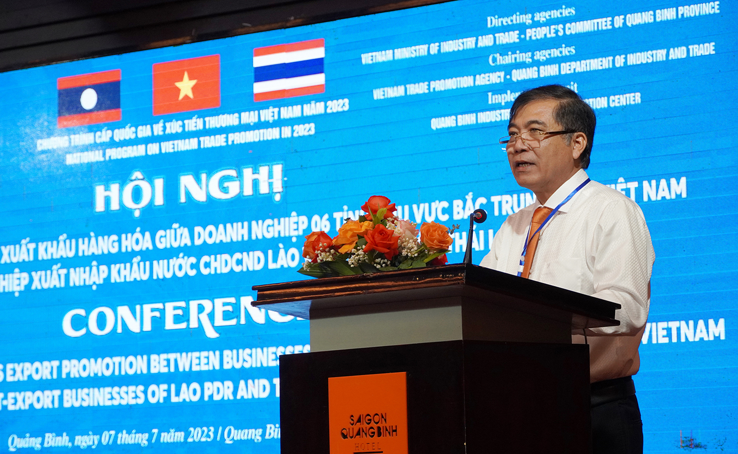 Đồng chí Phó Chủ tịch Thường trực UBND tỉnh Đoàn Ngọc Lâm phát biểu tại hội nghị.