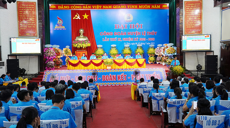 Toàn cảnh đại hội.