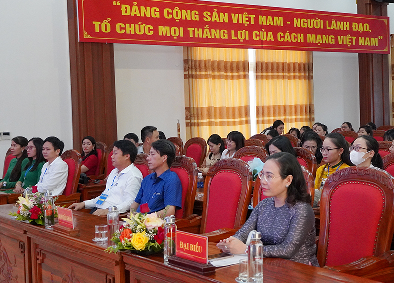 Các đại biểu tham dự tại lễ bế mạc hội thi.