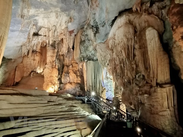Thạch nhũ trong Động Thiên Đường, nằm trong hệ thống hang động của Vườn Quốc gia Phong Nha-Kẻ Bàng. (Ảnh: Vietnam+)