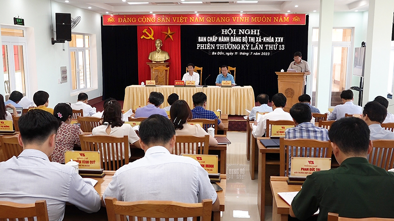 Hội nghị lần thứ 13, BCH Đảng bộ TX. Ba Đồn khóa XXV, nhiệm kỳ 2020-2025.