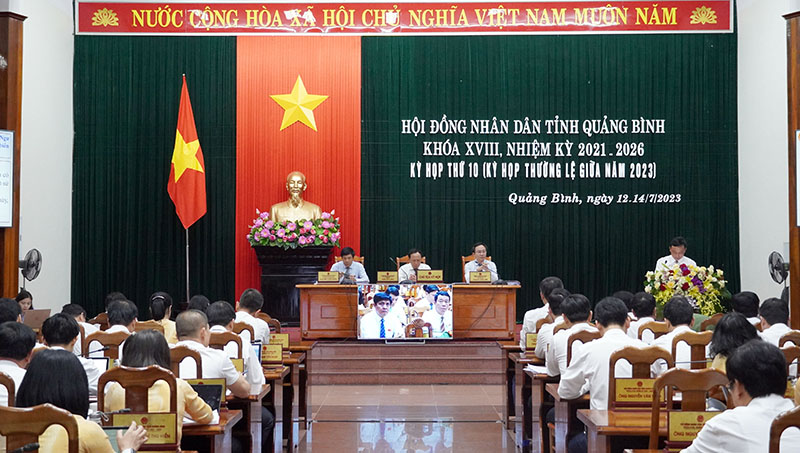 Toàn cảnh phiên làm việc buổi sáng