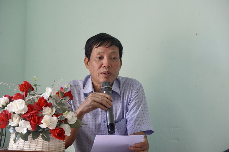 Chủ tịch Hội Đông y tỉnh Trần Ngọc Quế phát biểu đặt vấn đề tại hội nghị.