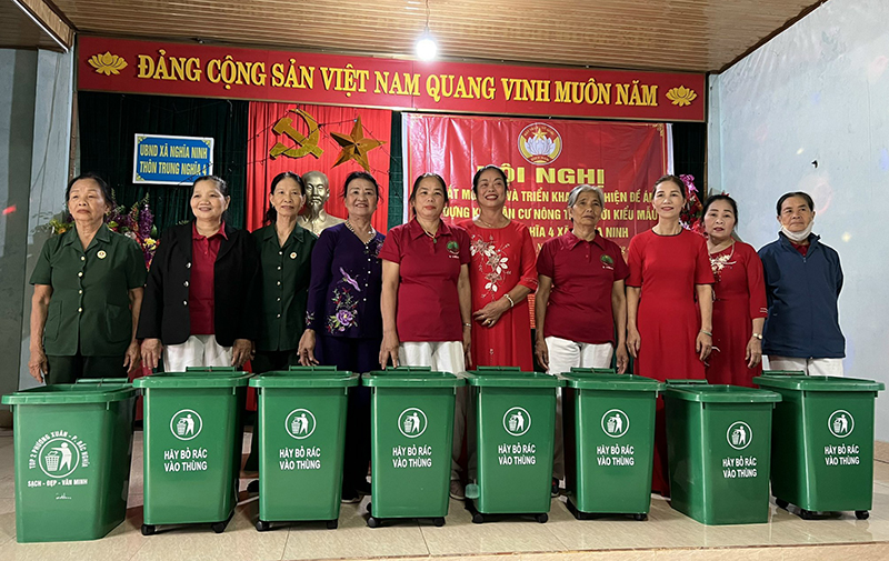 Các xã trên địa bàn thành phố tập trung hoàn thiện các tiêu chí khó về sản xuất, môi trường.