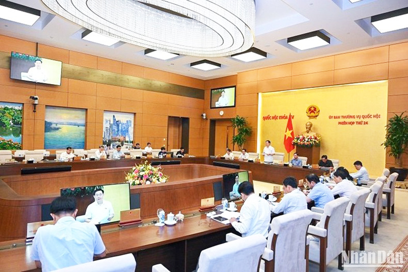 Quang cảnh phiên thảo luận chiều 14/7. (Ảnh: DUY LINH)