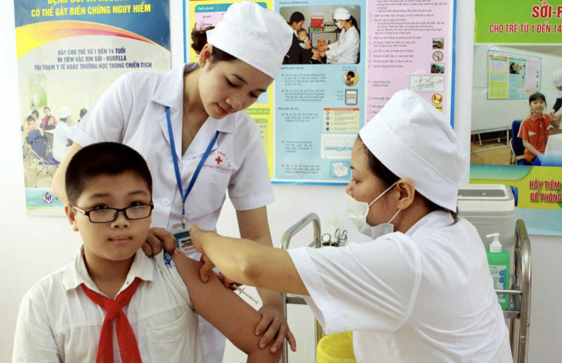 Tiêm vắc xin phòng dại là biện pháp duy nhất và hiệu quả để phòng ngừa bệnh dại cho người khi bị chó cắn.