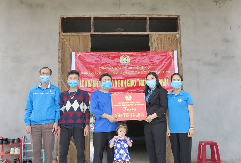 Công đoàn viên chức tỉnh hỗ trợ nhà  