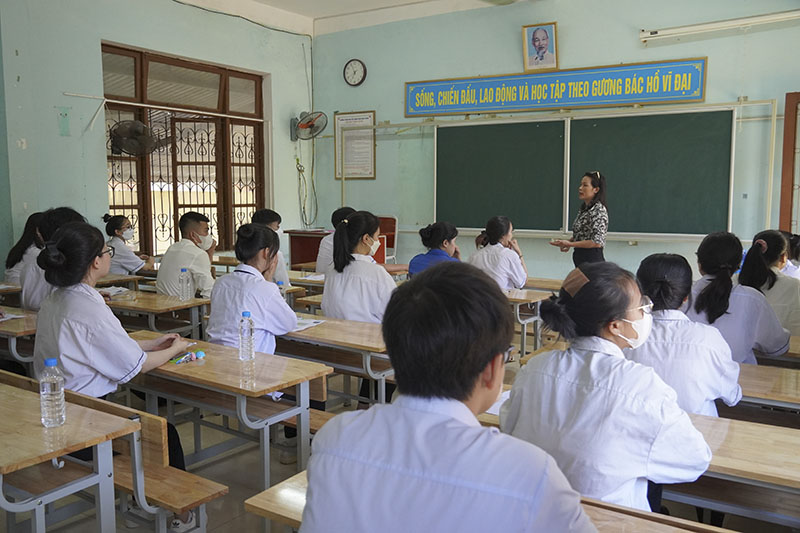 Kỳ thi tốt nghiệp trung học phổ thông năm 2023 tại Quảng Bình diễn ra an toàn, nghiêm túc, đúng quy chế