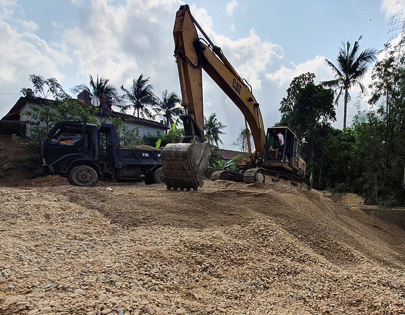 Ngành Thuế tỉnh sẽ tăng cường xử lý nợ thuế đối với các doanh nghiệp hoạt động trong lĩnh vực khai thác khoáng sản.