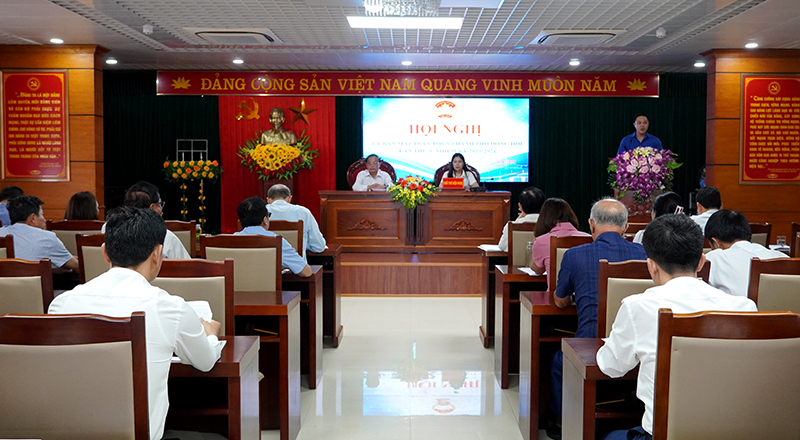 Toàn cảnh hội nghị.