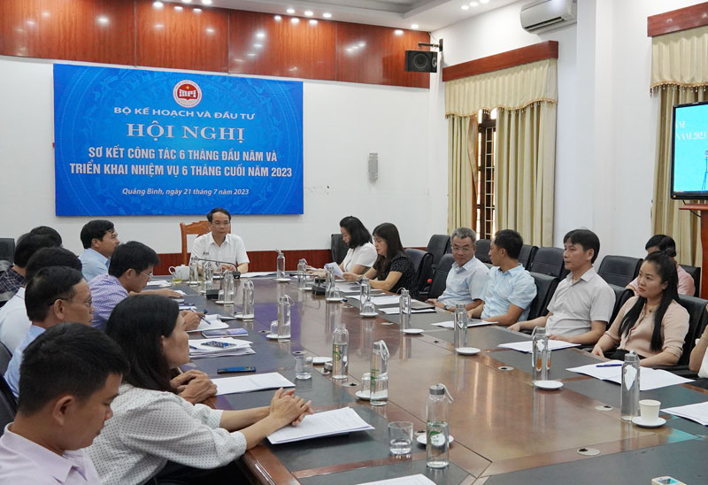 Quang cảnh hội nghị tại điểm cầu tỉnh Quảng Bình.