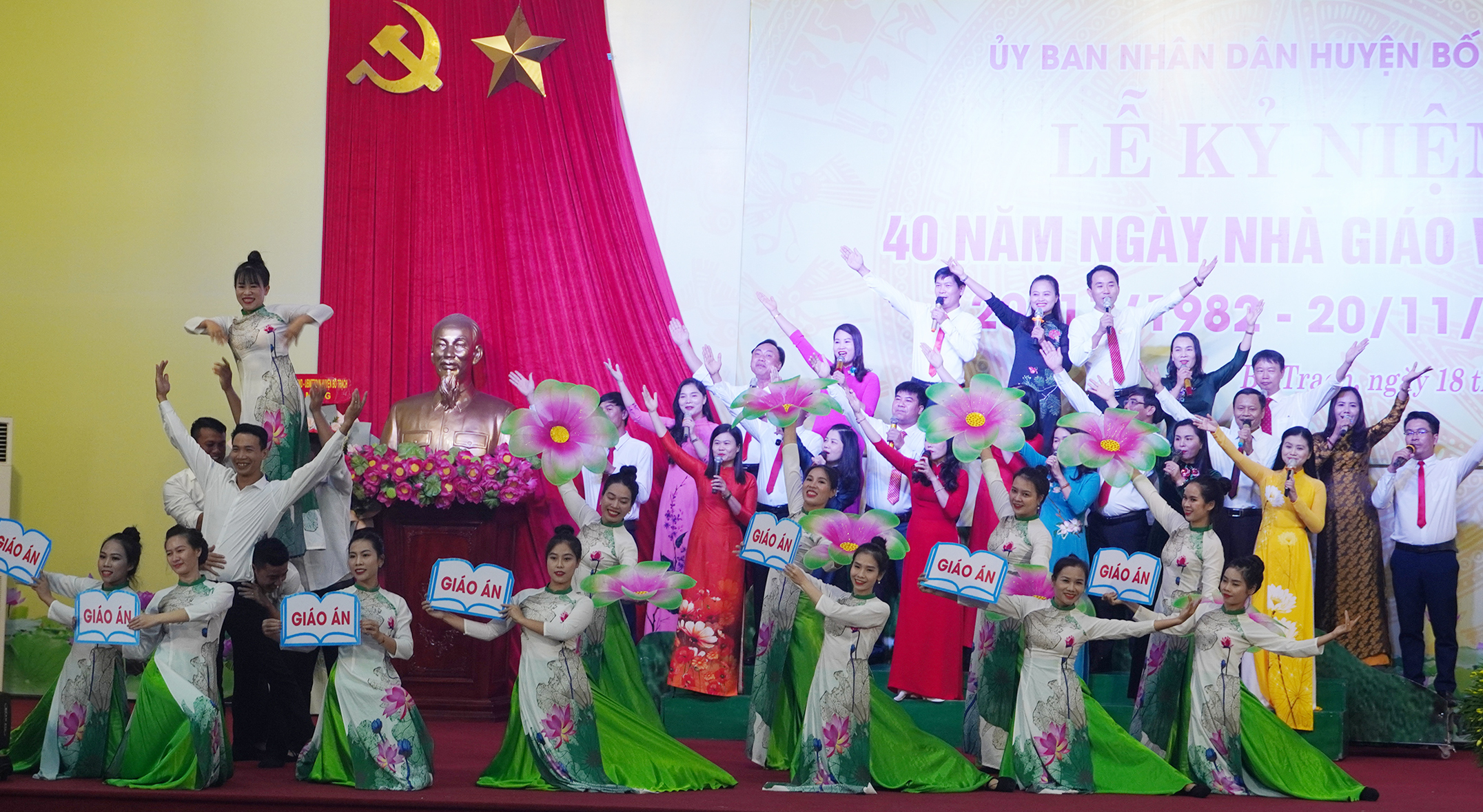 Hoạt động văn hóa, văn nghệ được các công đoàn cơ sở trên địa bàn huyện Bố Trạch tích cực hưởng ứng thực hiện.