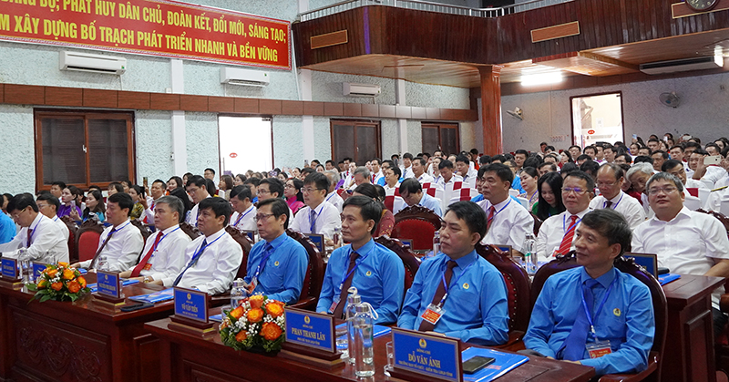 Các đại biểu tham dự tại đại hội.