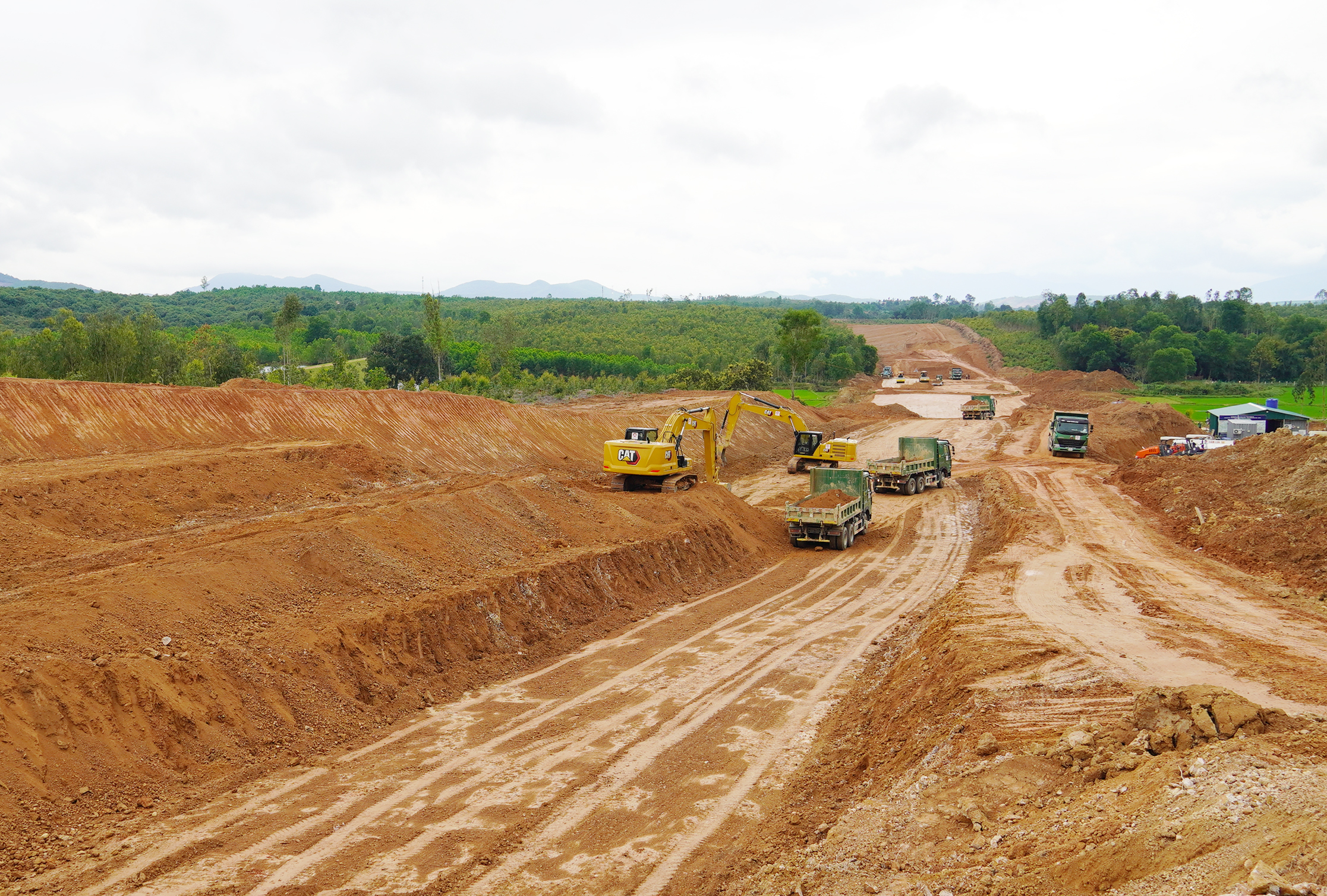 Sở TN-MT tích cực tham mưu giải quyết các vướng mắc trong giải phóng mặt bằng các dự án trọng điểm của tỉnh và Trung ương.