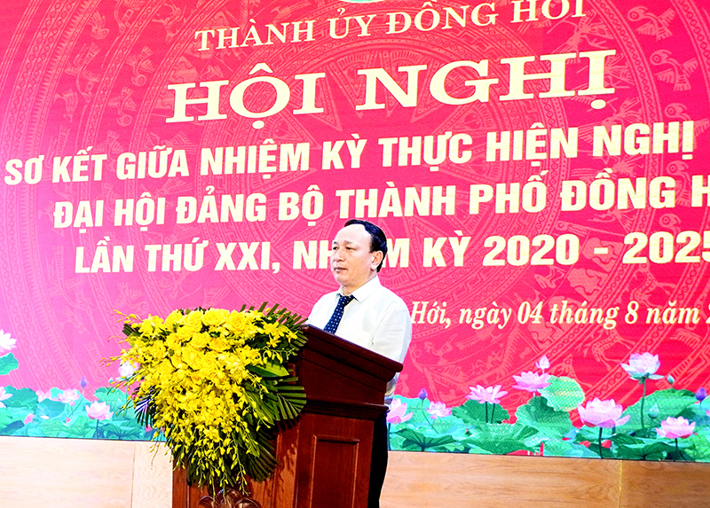 Đồng chí Phó Bí thư Thường trực Tỉnh ủy, Chủ tịch HĐND tỉnh Trần Hải Châu, phát biểu chỉ đạo hội nghị. 