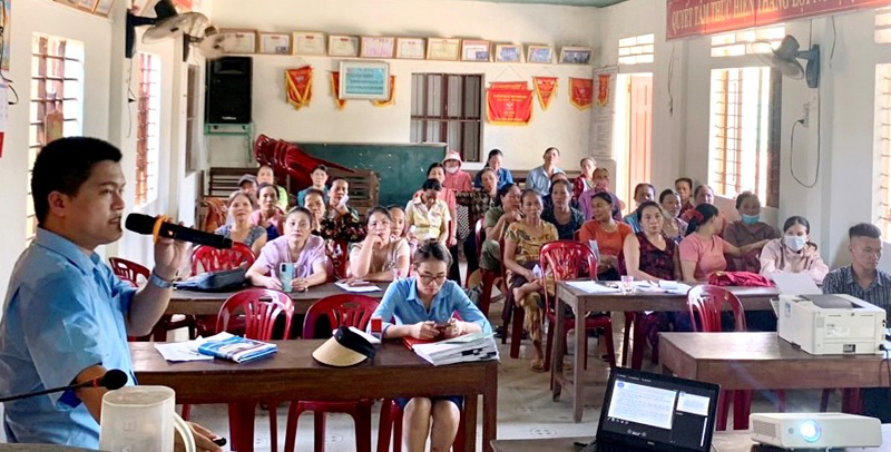  Xã Xuân Ninh phối hợp với BHXH huyện tổ chức hội nghị tuyên truyền BHXH tự nguyện, BHYT hộ gia đình cho người dân trên địa bàn. 